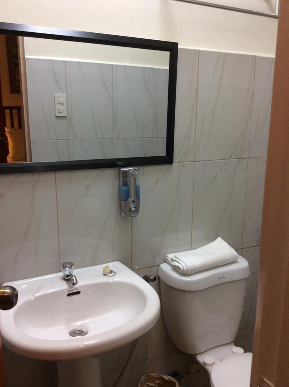 Casa Roces Bed & Breakfast Legazpi Phòng bức ảnh